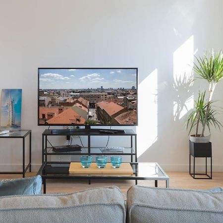Design 2Bdr Apartment Near City Center Zagreb Luaran gambar